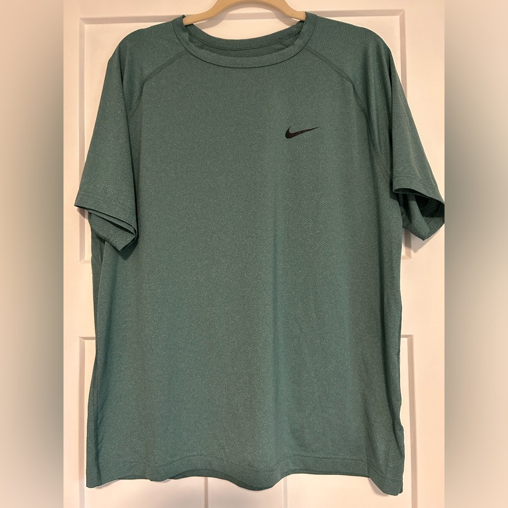 Nike Ready Men's Dri-FIT Short-Sleeve Fitness Top